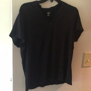 Black v neck-1X